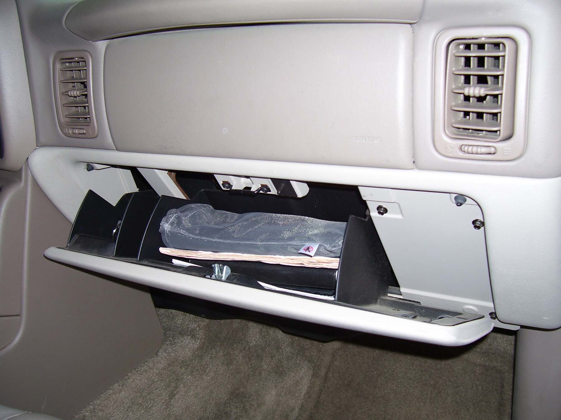 folds up for compact storage